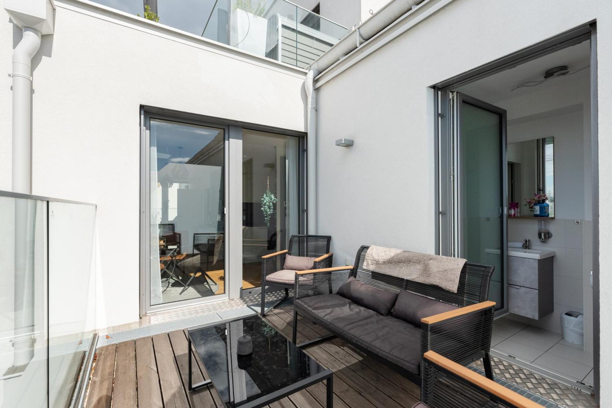 Apartment Mit Traumhafter Dachterrasse & Weitblick Vienna Exterior photo