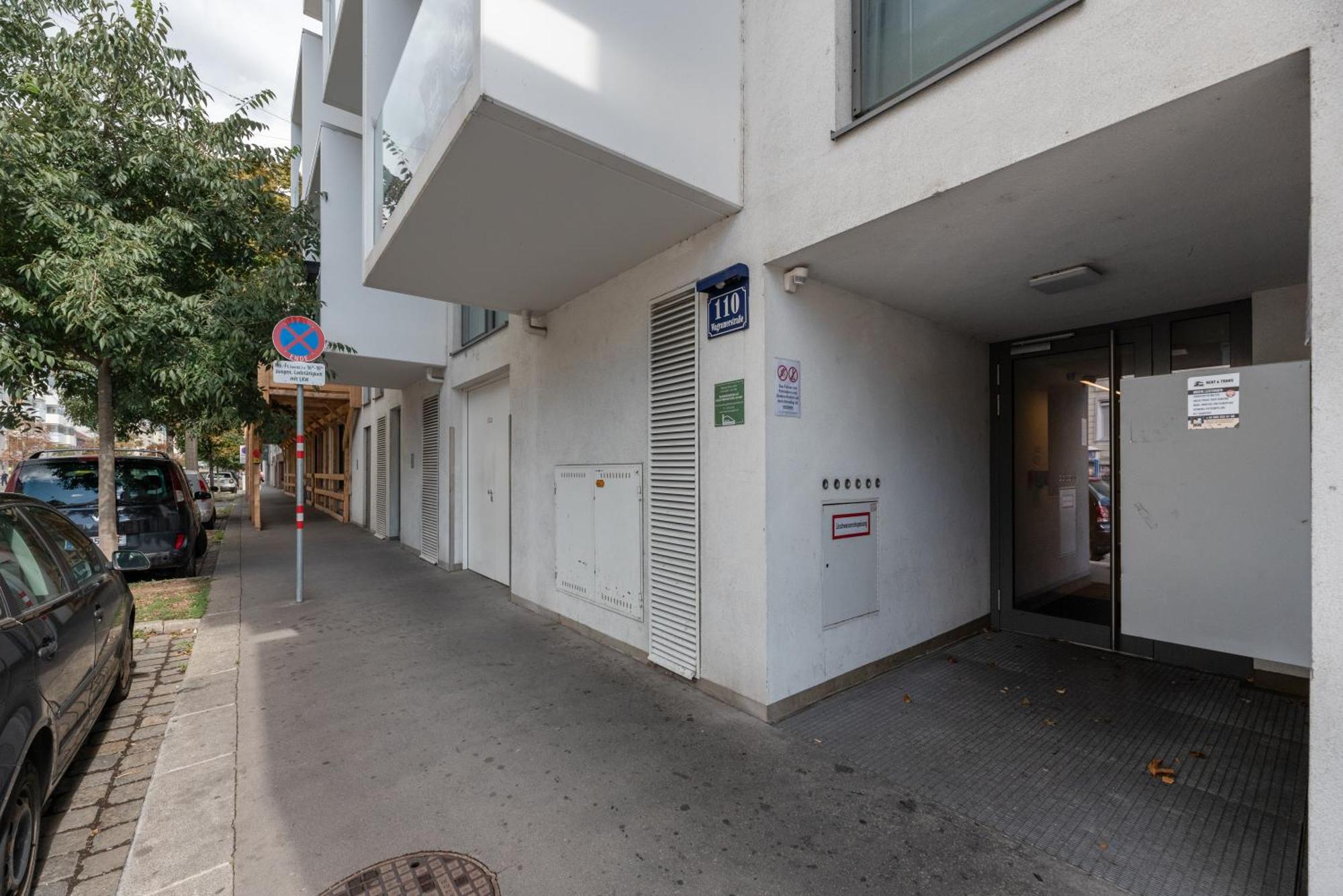 Apartment Mit Traumhafter Dachterrasse & Weitblick Vienna Exterior photo