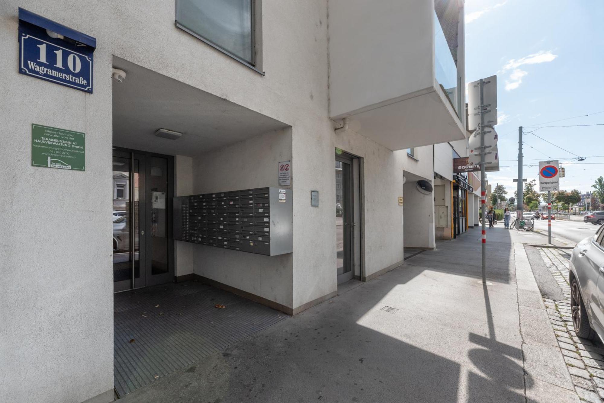 Apartment Mit Traumhafter Dachterrasse & Weitblick Vienna Exterior photo